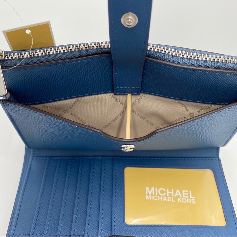 MICHAEL KORS LG DOUBLE ZIP WRISTLET Wallet Teal Color - Picture 9 of 15